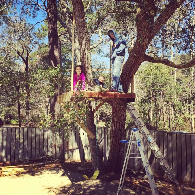 And they are up there! #mommycantlook #treehouse